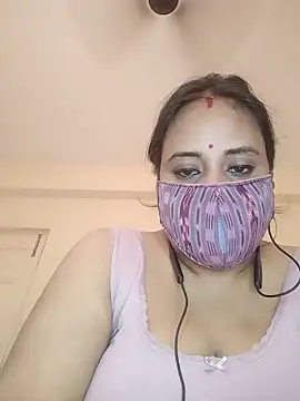 Sheela-Bhabi élő XXX-chatje