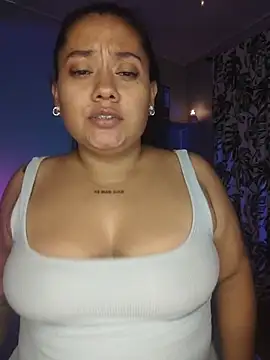 Young-Soo live XXX chat