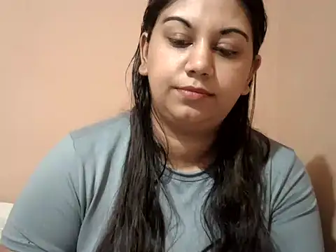 XXX chat uživo modela bellachow10