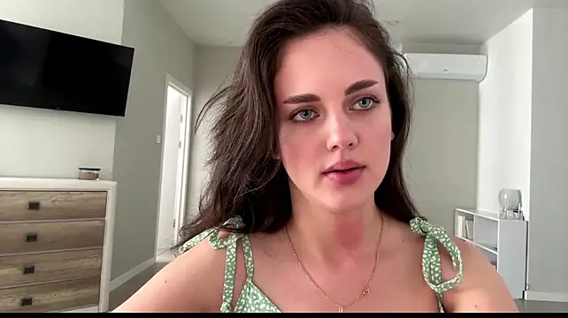 XXX chat uživo modela A_Milly