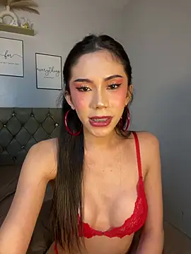 CassandraLovve – webcam-show