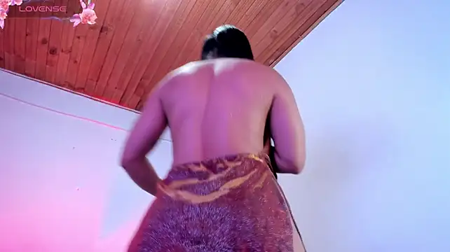 liz_25bのライブXXXチャット
