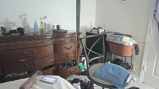 Czat XXX na żywo – Triggerhappycj100