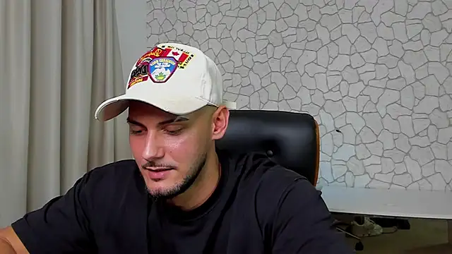 ClintMastersn Live XXX chat