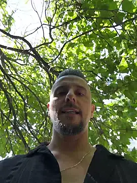 InsaneMattt's Live XXX Chat
