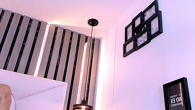 Angel_Klaus Live XXX-Chat