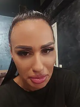 KatiaDivine live XXX chat