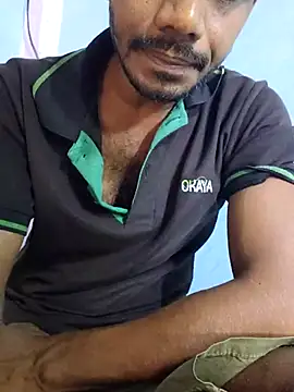 Daddyishere_19 XXX чат на живо