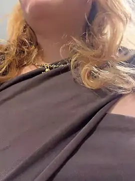AdelRich's Live XXX Chat