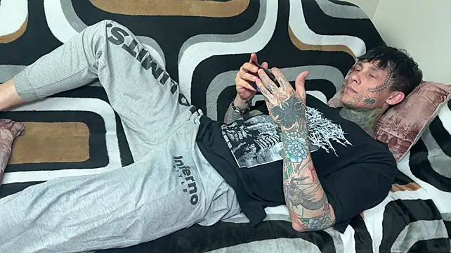 Anubisgods Live XXX-Chat