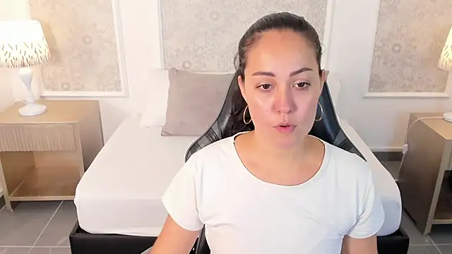 دردشة victoria_vallmonte الجنسية المباشرة