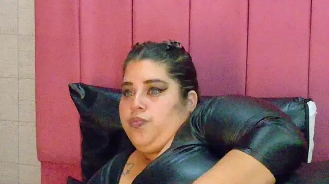 Chat XXX en directo de LeslyeAdamss