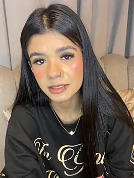 Chat +18 de ViolettGracee ao vivo