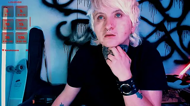 Marieblueeyes Show in webcam