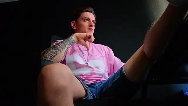 FelixStarkk élő XXX-chatje