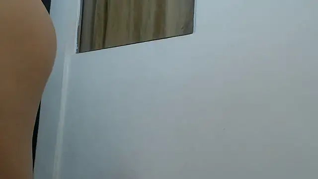 sweet_chloe25's Live XXX Chat