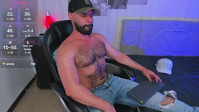 Luke_Diaz7 Adlı Modelin Canlı XXX Sohbeti