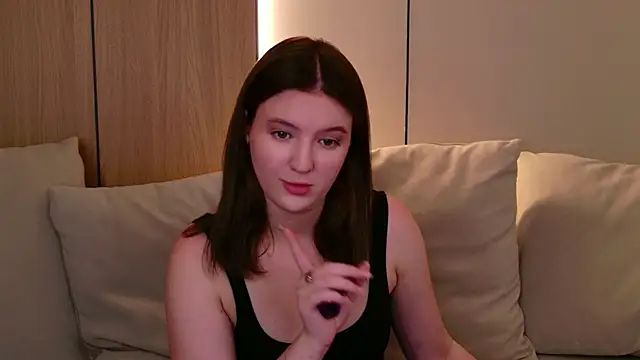 Laura_Stellar Adlı Modelin Canlı XXX Sohbeti