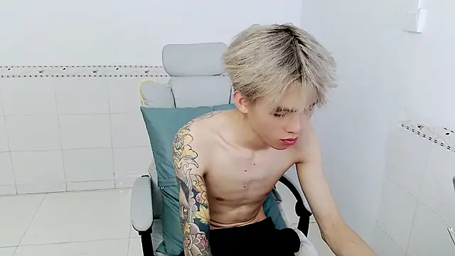 KPL-11n Live XXX chat