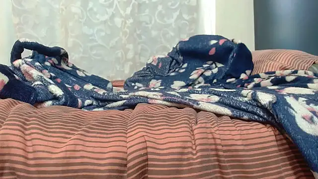 Bunnyxx01 Chat XXX in diretta