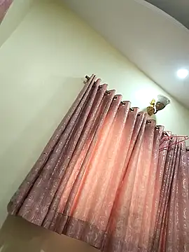 hema_bhabhi Pertunjukan Webcam