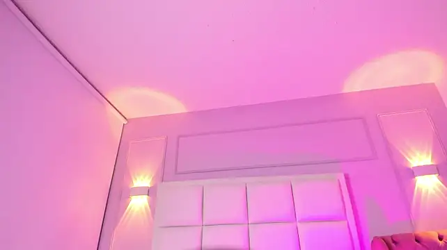 DaphneValucciのライブXXXチャット