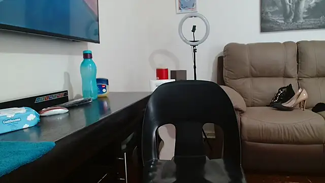 Hotcougar Live XXX-chat