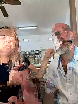 Živý XXX chat BigTwixxxx