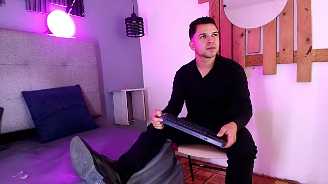 Živý XXX chat Hey_Noaah