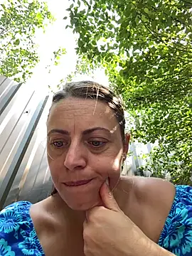 ladywithbigass' Webcam Show