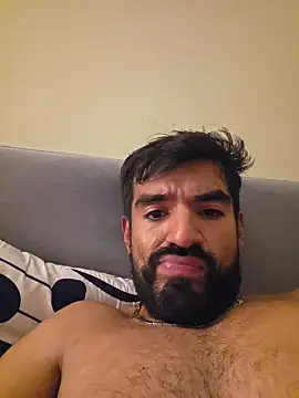 הופעת וובקאם של piggylatino