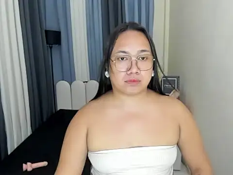 CassiefoxxのライブXXXチャット