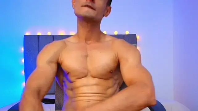 Chat +18 de Adonys_Lewis_ ao vivo