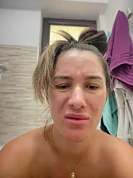 HotXMom_ Chat XXX in diretta