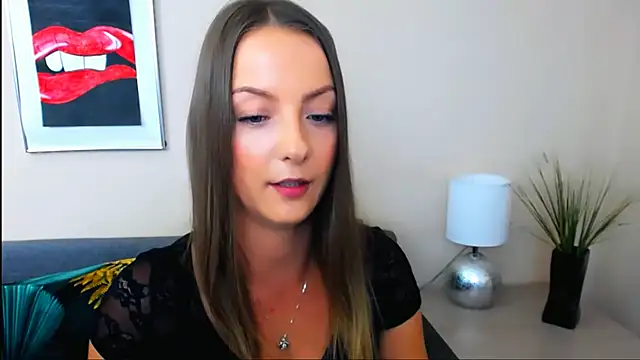 NatalieSexy Adlı Modelin Canlı XXX Sohbeti