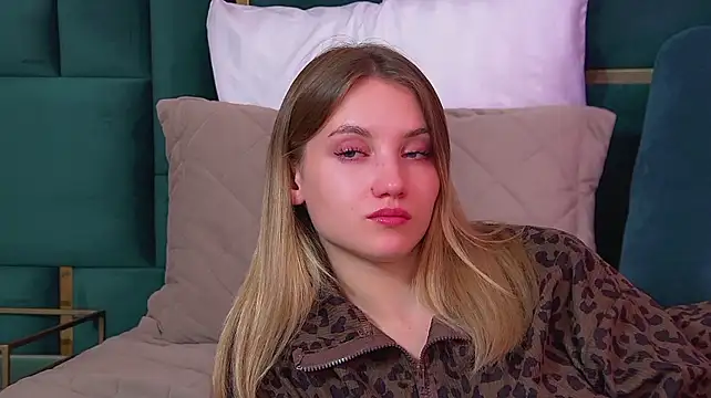 XXX chat uživo modela StacyEvances