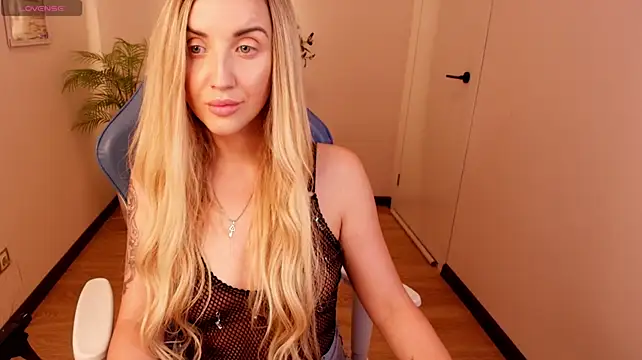 Webkamerová show White_F0x