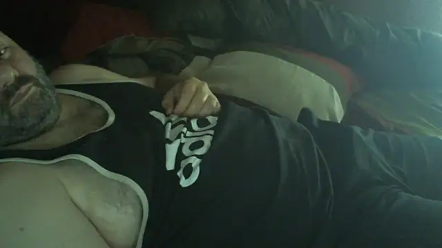 immikew1975's Live XXX Chat
