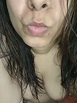 دردشة Elina_couple_ الجنسية المباشرة