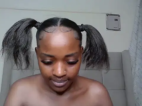 pretty_miss12's Live XXX Chat