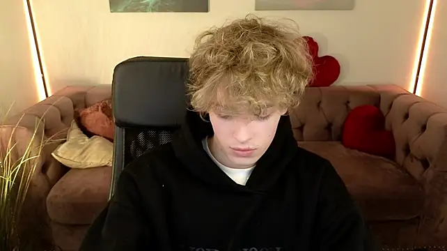 kevingarsiaa's Live XXX Chat