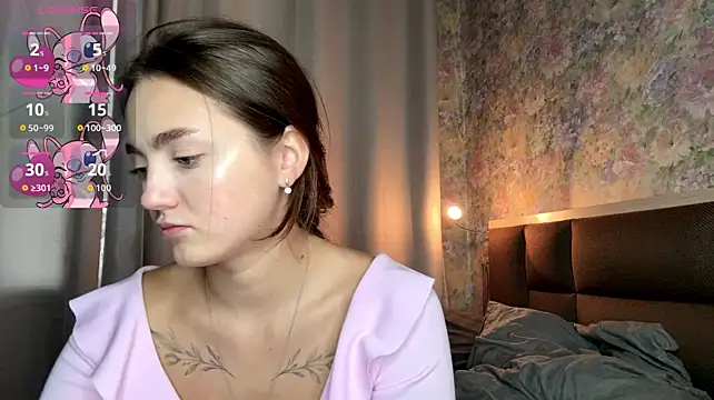 LoraDavi élő XXX-chatje