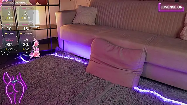 BeverlyBoobs live XXX chat