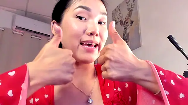 Divine_Madeleine's Live XXX Chat