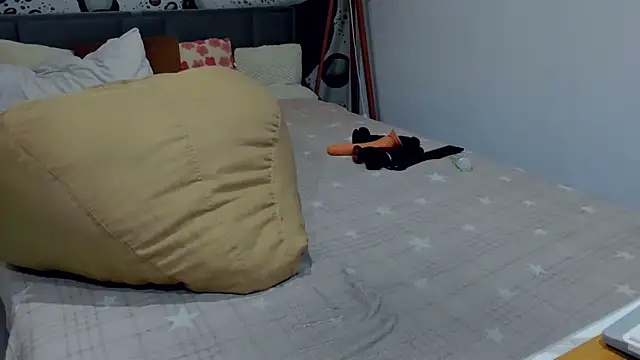 AlmaFancy live XXX chat