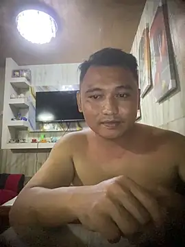BicuriousExploer Show Webcam