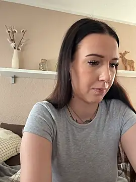Trixie-Tainted's Live XXX Chat