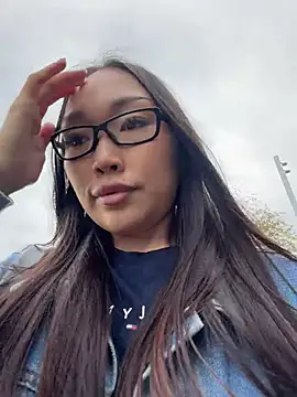 trytomakememoam Live XXX-Chat