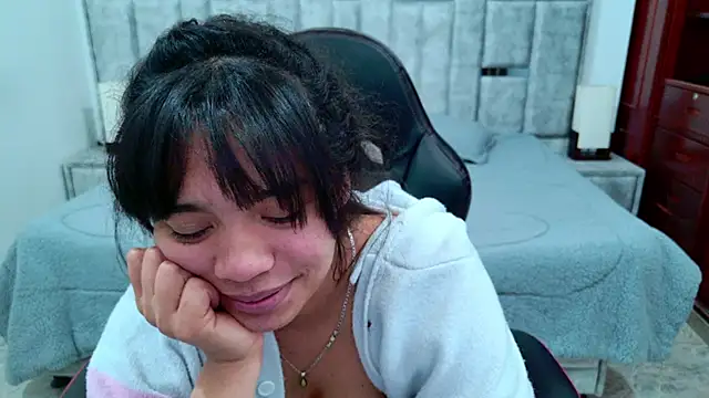 laureentt_ live XXX chat