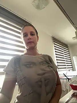 jennifer11772 Chat XXX in diretta